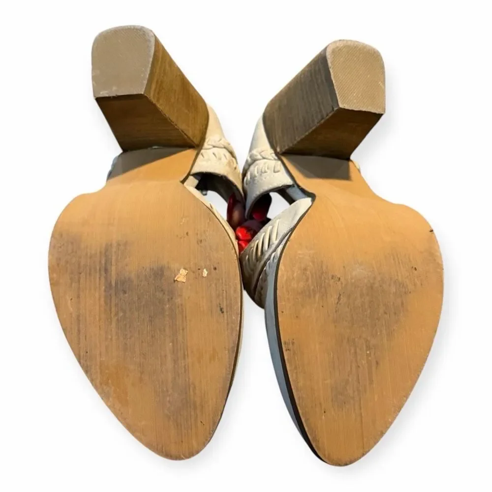 NOT RATED Women’s Cream Cutout Western Boho Ankle Booties Size 10 - Picture 8 of 9